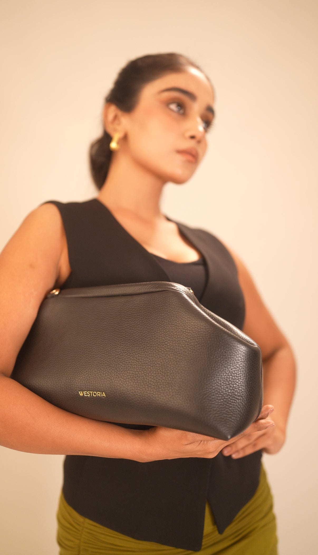 Westoria Black Pebbled Clutch/Sling