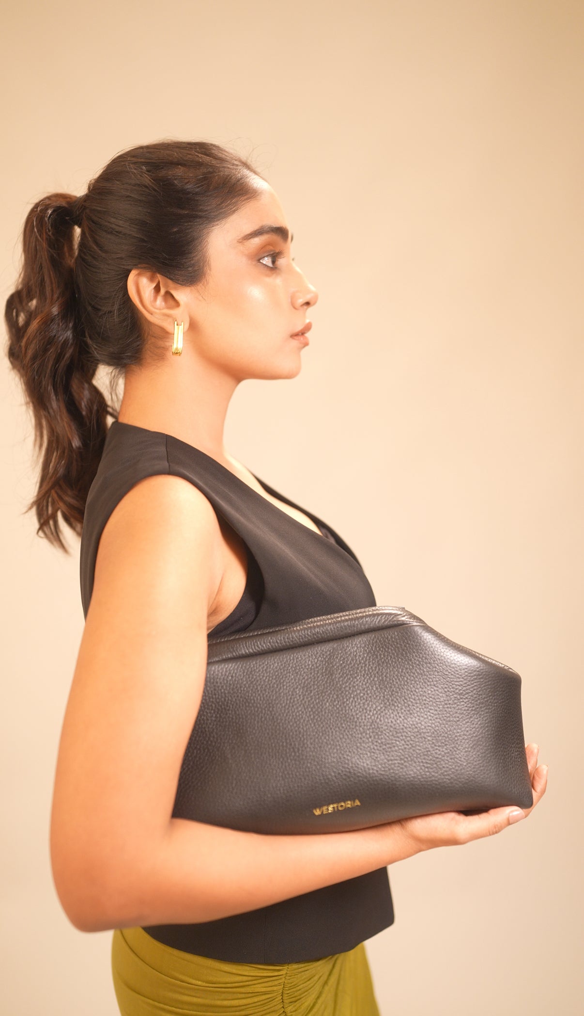 Westoria Black Pebbled Clutch/Sling