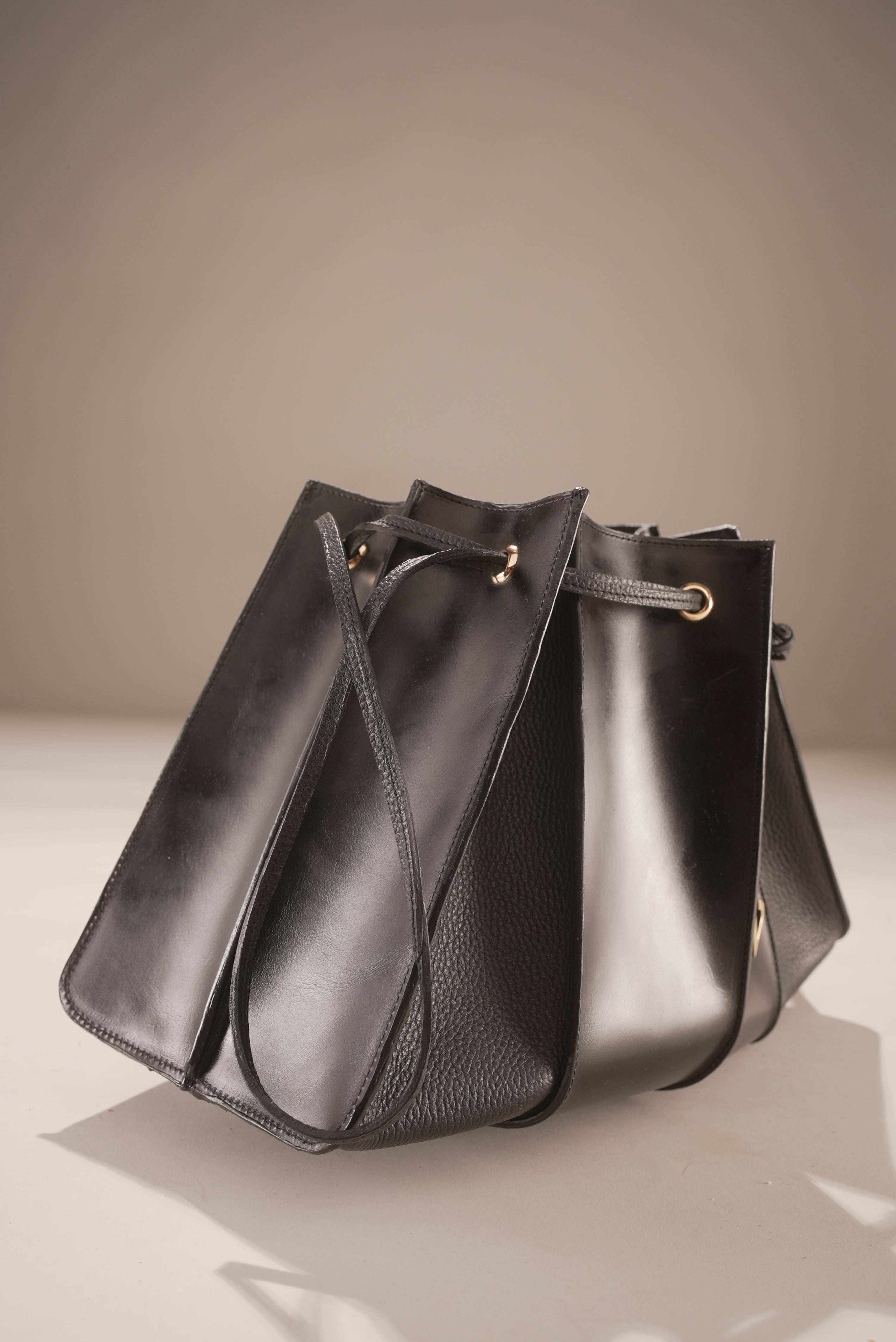 Westoria Aniline Tote